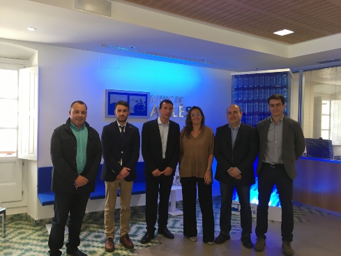 Ir a la noticia La oficina de atención al cliente de Aguas de Avilés ya es accesible para todas las personas