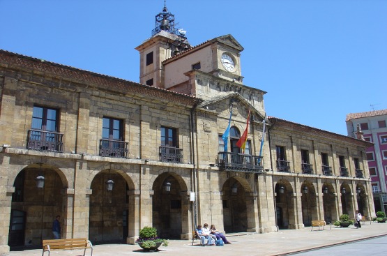 Fachada del edificio Ayuntamiento de Avilés