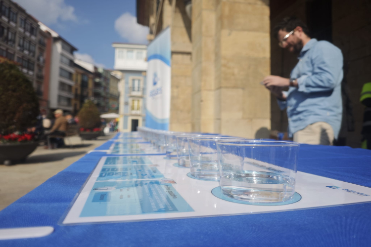 Mesa preparada para la cata